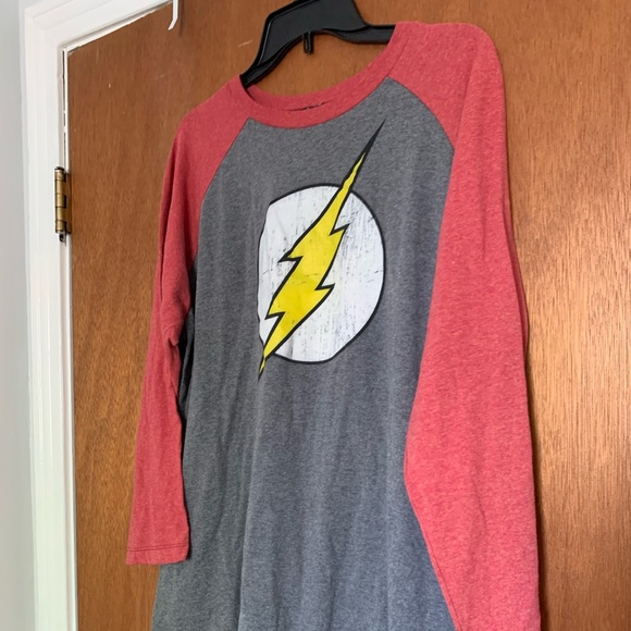 DC Comics Flash Ragland tee. Unisex XL. - Picture 1 of 4